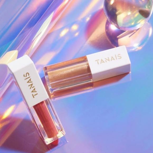 PICK 5 FOR 25 FULL SIZE TANAIS PLUMERIA PETALS💋 LIPGLOSS - Picture 1 of 3